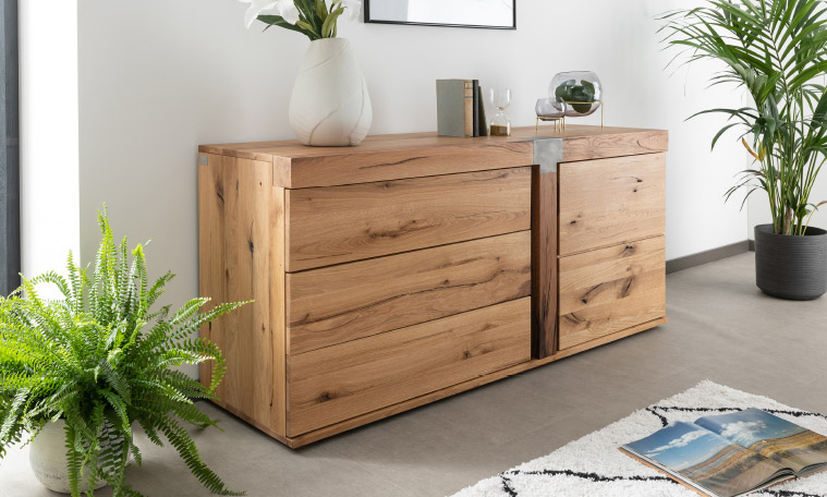 New Amsterdam Kommoden & Sideboards Wildeiche und Zerreiche 