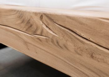 Balkenbett Wildeiche 160x200 bianco geölt JANGALI #111