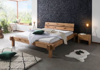 JANGALI Balkenbett 200x200  Zerreiche - Verschiedene Farben