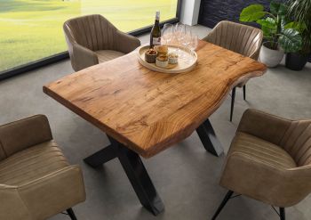 Baumtisch Akazie 160x90x77 Akazie natur lackiert / X-Beine anthrazit glänzend FREEFORM 5
