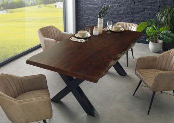 Baumtisch Akazie 180x90x77 braun lackiert / X-Beine anthrazit glänzend FREEFORM 5