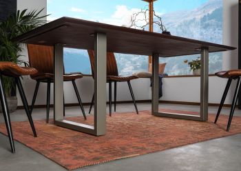Esstisch Akazie 180x90 braun lackiert / U-Beine silber matt SWISS EDGE