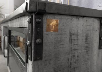TV-Board Mango 190x40x60 grau lackiert HEAVY INDUSTRY #134