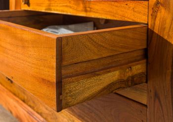 Vitrine Akazie 110x45x155 honig  lackiert OXFORD #0425