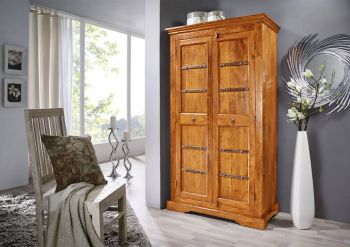 Schrank Akazie 97x50x176 honig lackiert OXFORD #0401