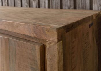 Schrank Akazie 118x40x180 natur lackiert BARK #101