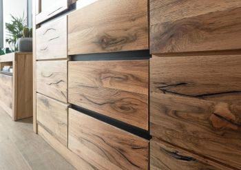 Highboard Wild-/Zerreiche 160x45x140 natur geölt MONTREUX #042