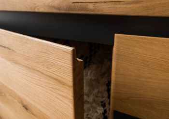 TV-Board Wildeiche 190x40x56 natur geölt VILLANDERS #153