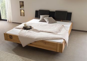 Bett inkl. Kopfteilkissen Wildeiche 160x200x86 natur geölt/lackiert KITZBÜHEL #157